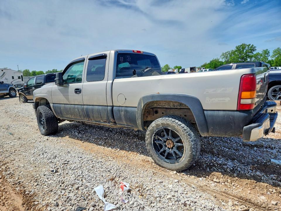 2002 Chevrolet Silverado მანქანა იყიდება აუქციონზე, vin: 1GCHK29U62E223518, აუქციონის ნომერი: 51455376