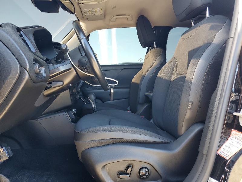 49288206 :رقم المزاد ، ZACCJABBXJPH96685 vin ، 2018 Jeep Renegade مزاد بيع