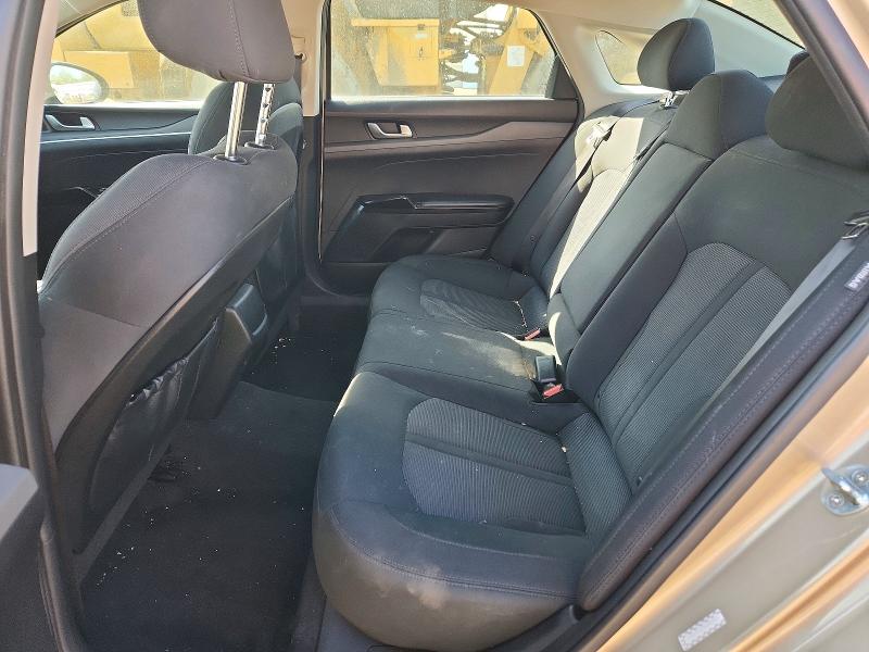 2022 Kia K5 მანქანა იყიდება აუქციონზე, vin: 5XXG14J27NG092930, აუქციონის ნომერი: 50082216