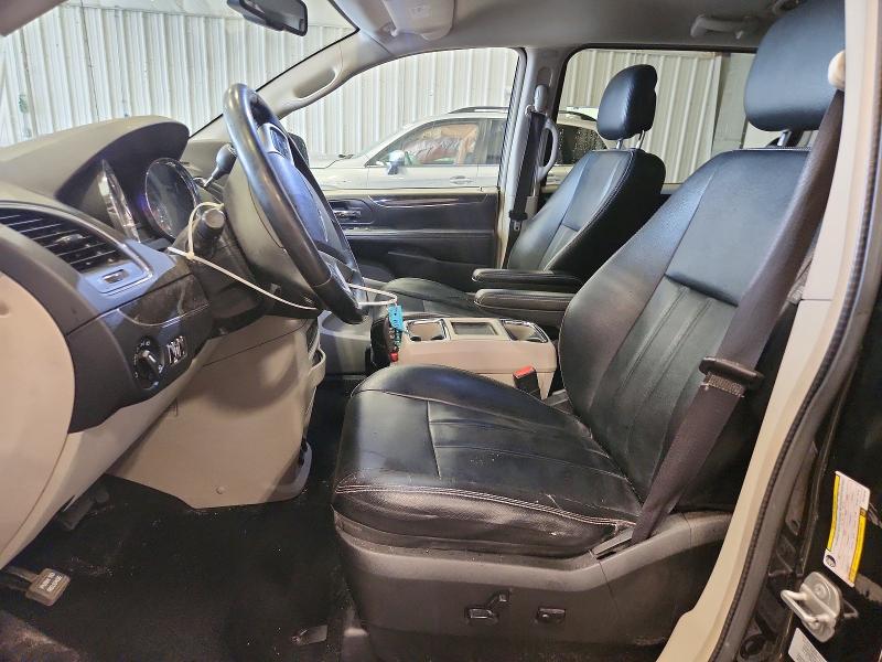 51023826 :رقم المزاد ، 2C4RC1BG3FR715416 vin ، 2015 Chrysler Town & Country مزاد بيع