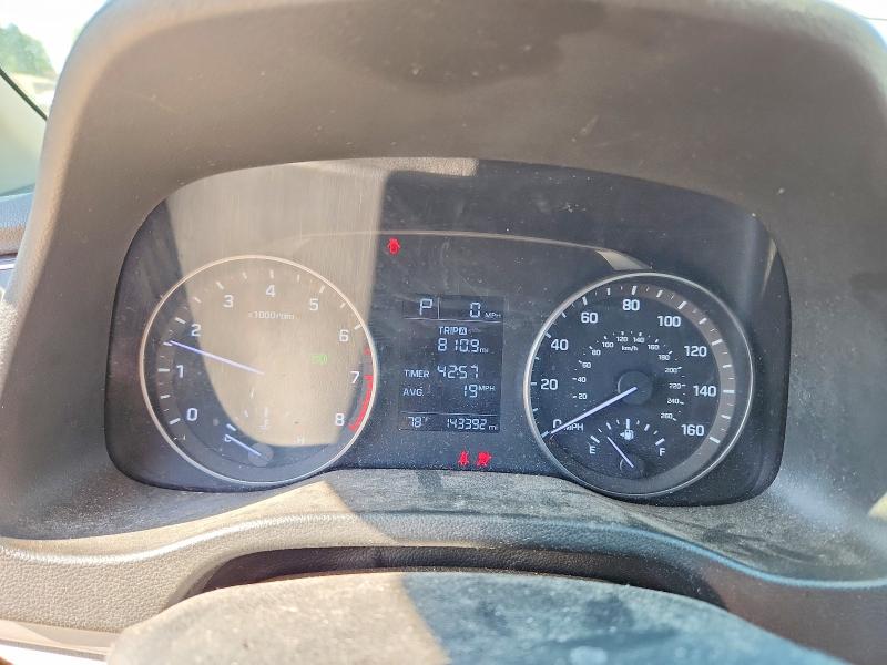 50403786 :رقم المزاد ، 5NPD74LF4HH103358 vin ، 2017 Hyundai Elantra مزاد بيع