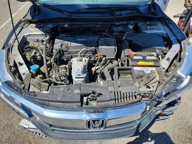 48069746 :رقم المزاد ، 1HGCR2F34HA044784 vin ، 2017 Honda Accord مزاد بيع