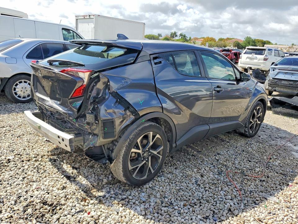 49370996 :رقم المزاد ، JTNKHMBX3L1087776 vin ، 2020 Toyota C-hr مزاد بيع