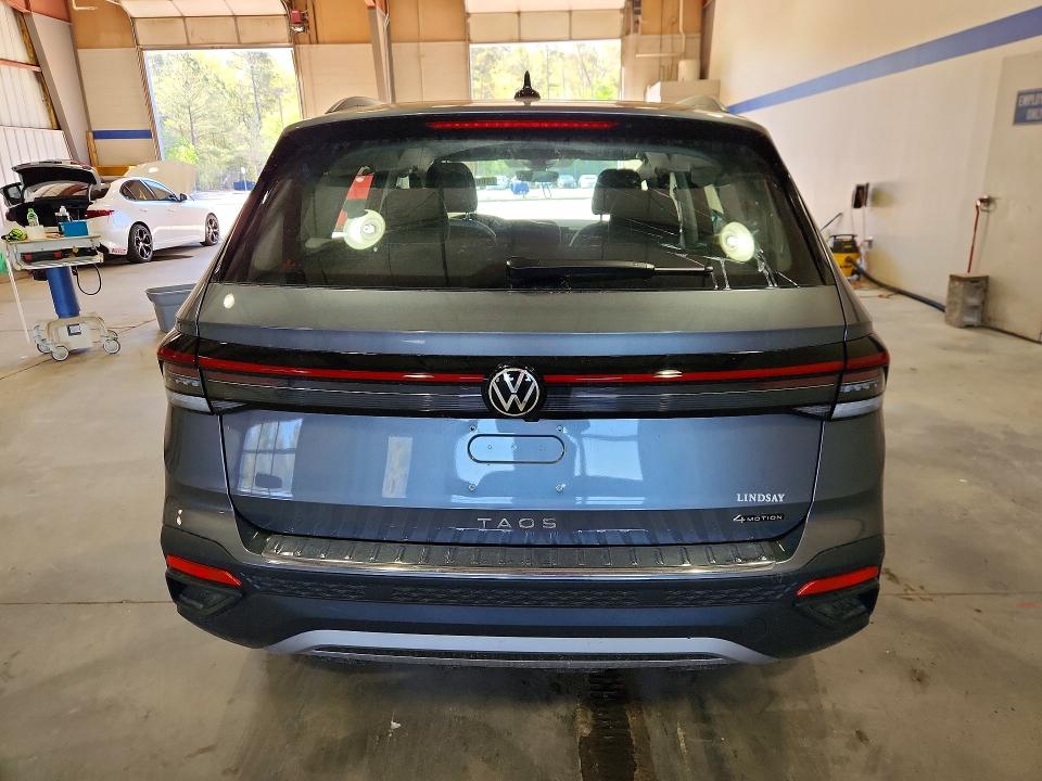 48685126 :رقم المزاد ، 3VV8C7B28SM082059 vin ، 2025 Volkswagen Taos مزاد بيع
