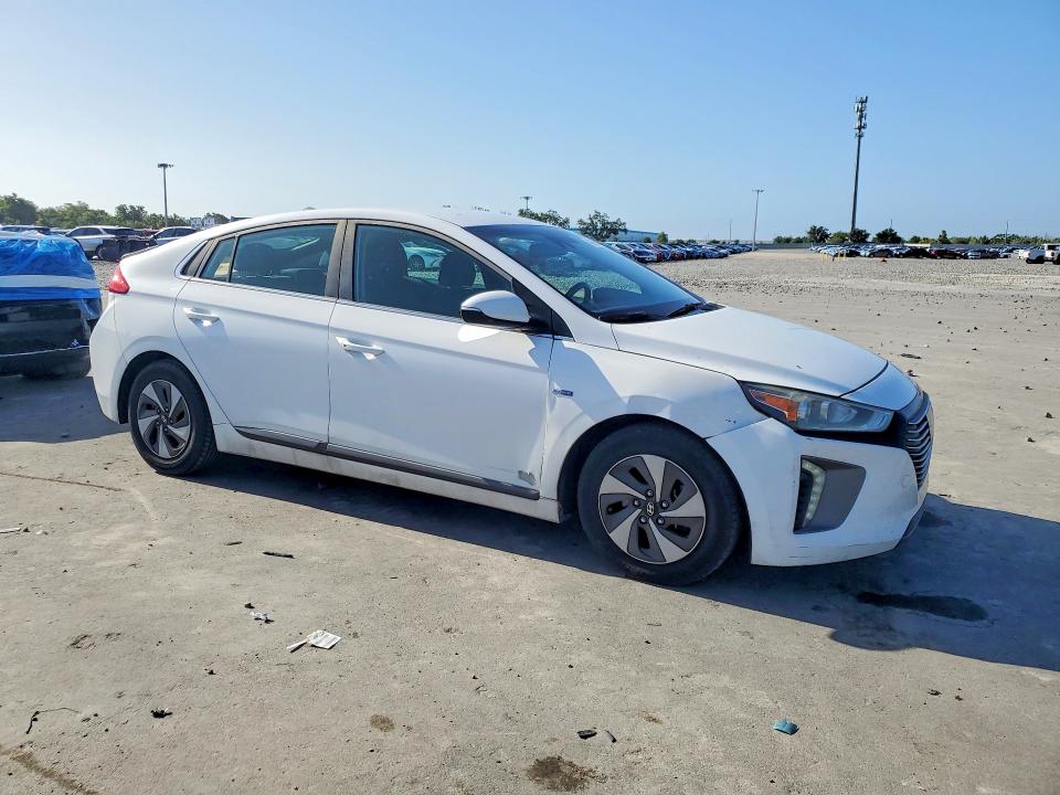 2019 Hyundai Ioniq Hybrid მანქანა იყიდება აუქციონზე, vin: KMHC75LC1KU105553, აუქციონის ნომერი: 49019826