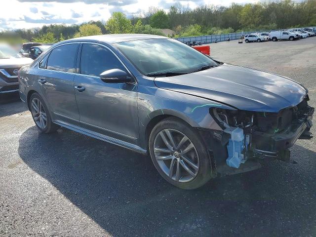 Продажа на аукционе авто 2017 Volkswagen Passat, vin: 1VWDT7A3XHC063348, номер лота: 50454866