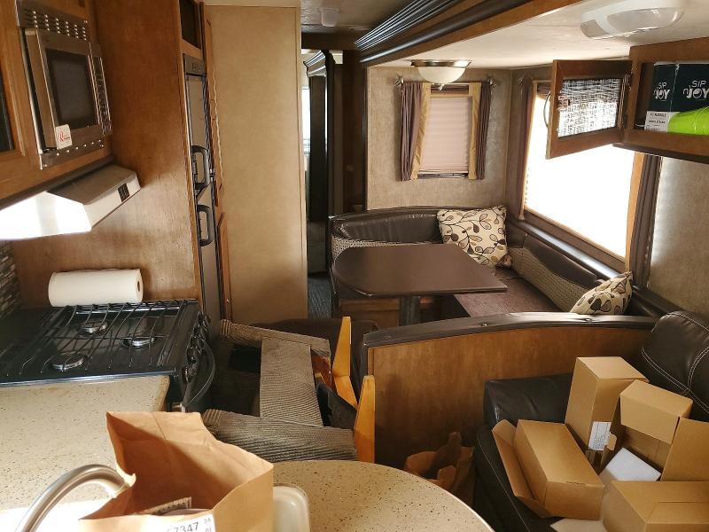 49811946 :رقم المزاد ، 4X4TSMH25GA316027 vin ، 2016 Foresriver Salem Towables مزاد بيع