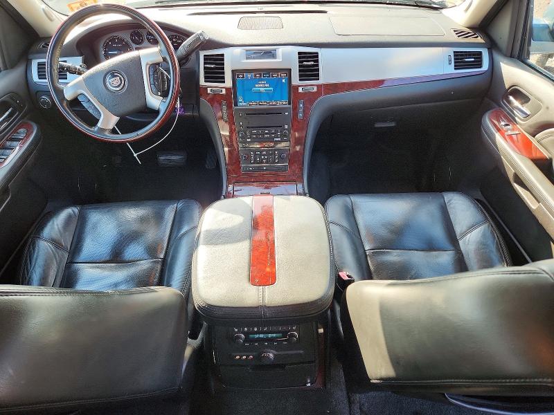 51548556 :رقم المزاد ، 1GYFK66848R167659 vin ، 2008 Cadillac Escalade مزاد بيع