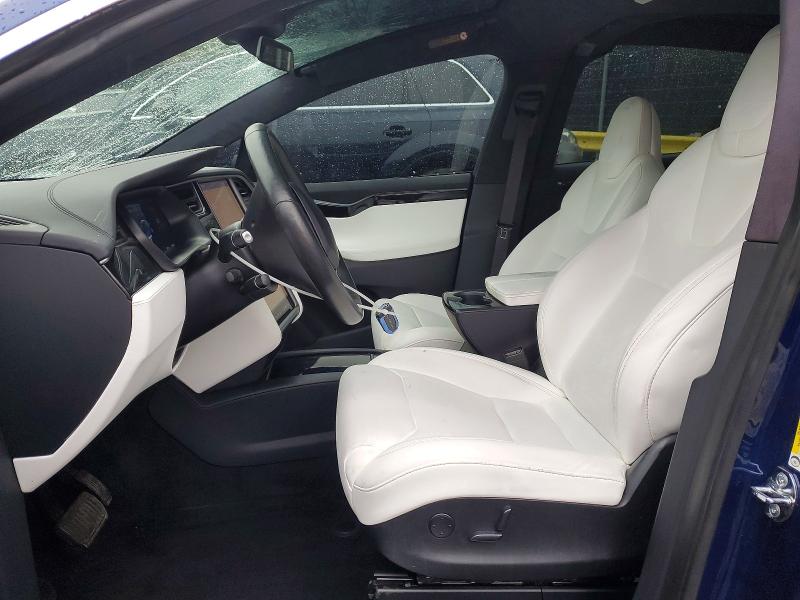 48497896 :رقم المزاد ، 5YJXCBE28KF198715 vin ، 2019 Tesla Model X مزاد بيع
