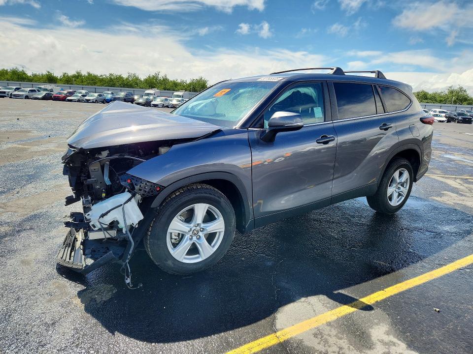 Aukcja sprzedaży 2024 Toyota Highlander, vin: 5TDKDRAH4RS529757, numer aukcji: 50795506