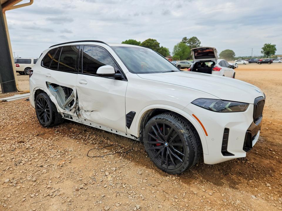 Продажа на аукционе авто 2024 Bmw X5, vin: 5UX13EU08R9S98730, номер лота: 49638146