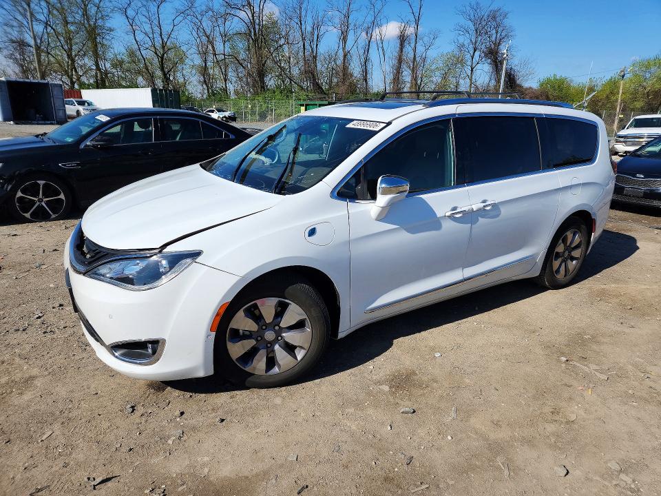 Продажа на аукционе авто 2018 Chrysler Pacifica, vin: 2C4RC1N74JR212806, номер лота: 48996906