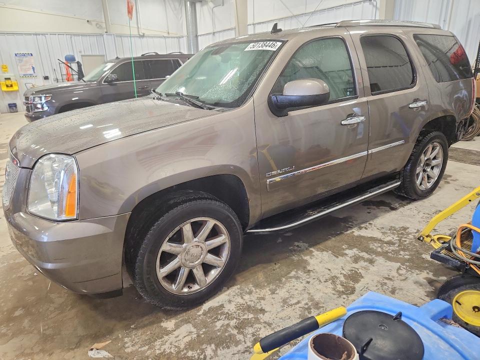 50138446 :رقم المزاد ، 1GKS2EEF6DR245324 vin ، 2013 Gmc Yukon مزاد بيع