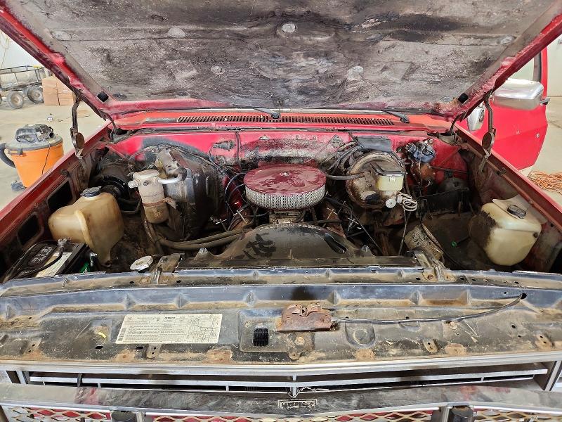 47655546 :رقم المزاد ، 1GCEK14H5FJ107652 vin ، 1985 Chev K10 مزاد بيع
