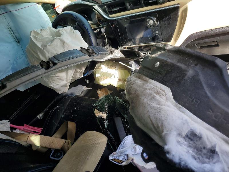 48356626 :رقم المزاد ، 2T1BURHE0JC104321 vin ، 2018 Toyota Corolla مزاد بيع
