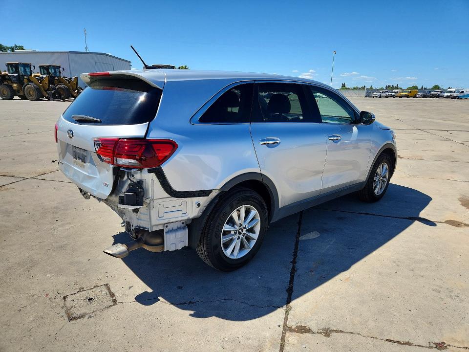 2020 Kia Sorento მანქანა იყიდება აუქციონზე, vin: 5XYPG4A32LG625301, აუქციონის ნომერი: 48698146