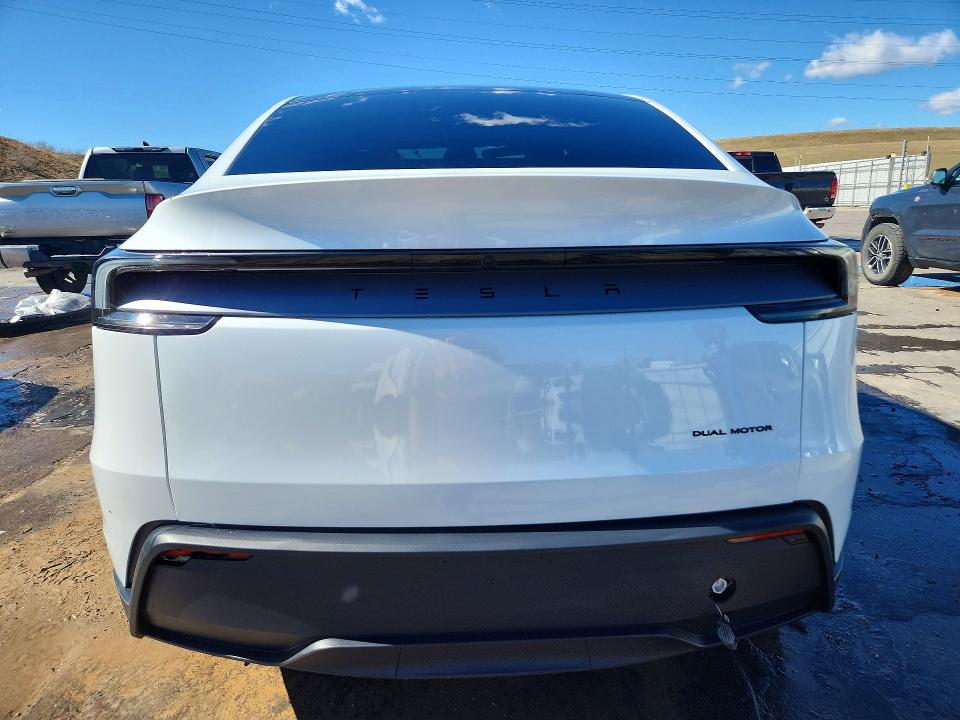 48472446 :رقم المزاد ، 7SAYGDEE4TF573048 vin ، 2026 Tesla Model Y مزاد بيع
