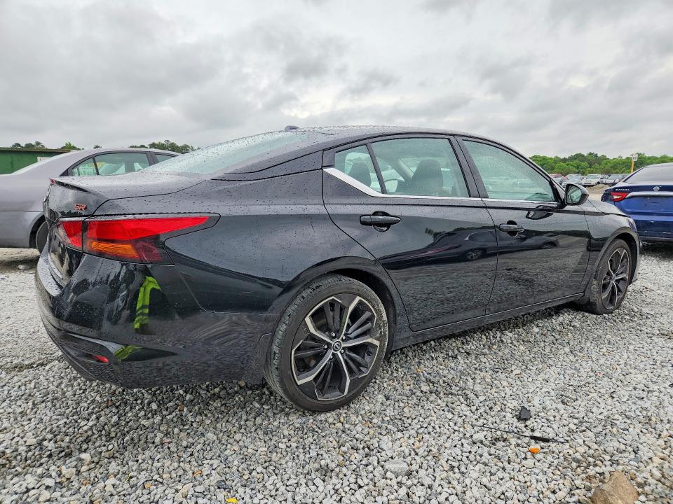 Auction sale of the 2024 Nissan Altima, vin: 1N4BL4CVXRN403701, lot number: 51812086