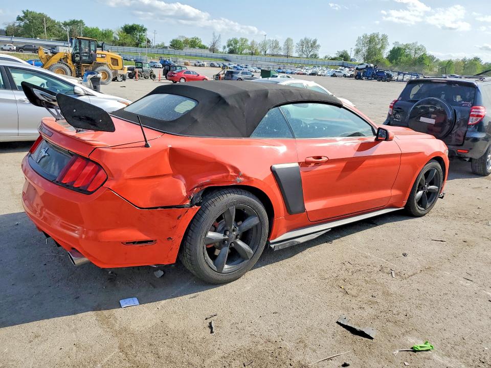 48497846 :رقم المزاد ، 1FATP8EM9F5333317 vin ، 2015 Ford Mustang مزاد بيع