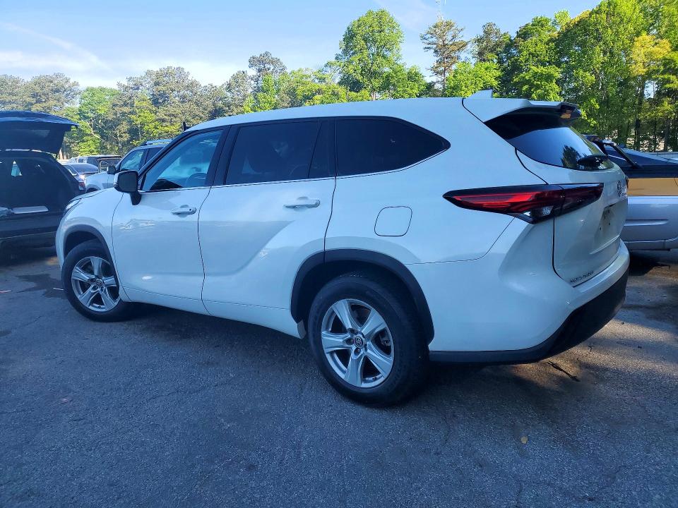 49629266 :رقم المزاد ، 5TDZZRAH8MS526773 vin ، 2021 Toyota Highlander مزاد بيع