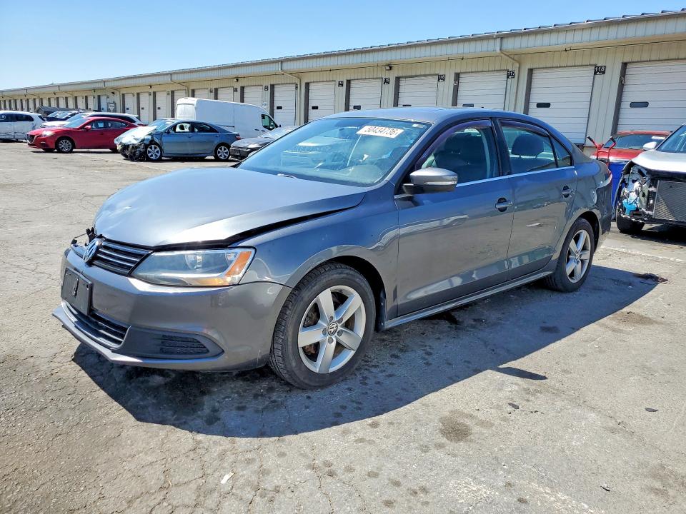 50434736 :رقم المزاد ، 3VWLL7AJ6EM442335 vin ، 2014 Volkswagen Jetta مزاد بيع
