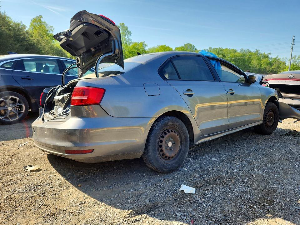 51100296 :رقم المزاد ، 3VW2K7AJ2FM243198 vin ، 2015 Volkswagen Jetta مزاد بيع