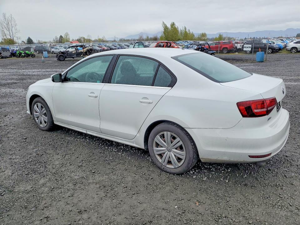 47982906 :رقم المزاد ، 3VW2B7AJ5HM399559 vin ، 2017 Volkswagen Jetta مزاد بيع
