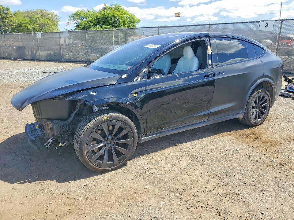 49504856 :رقم المزاد ، 7SAXCBE65NF350346 vin ، 2022 Tesla Model X مزاد بيع