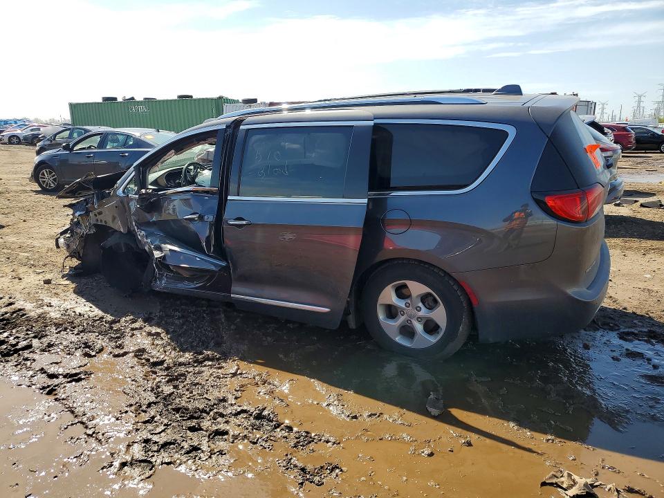 49867256 :رقم المزاد ، 2C4RC1EG9HR528907 vin ، 2017 Chrysler Pacifica مزاد بيع