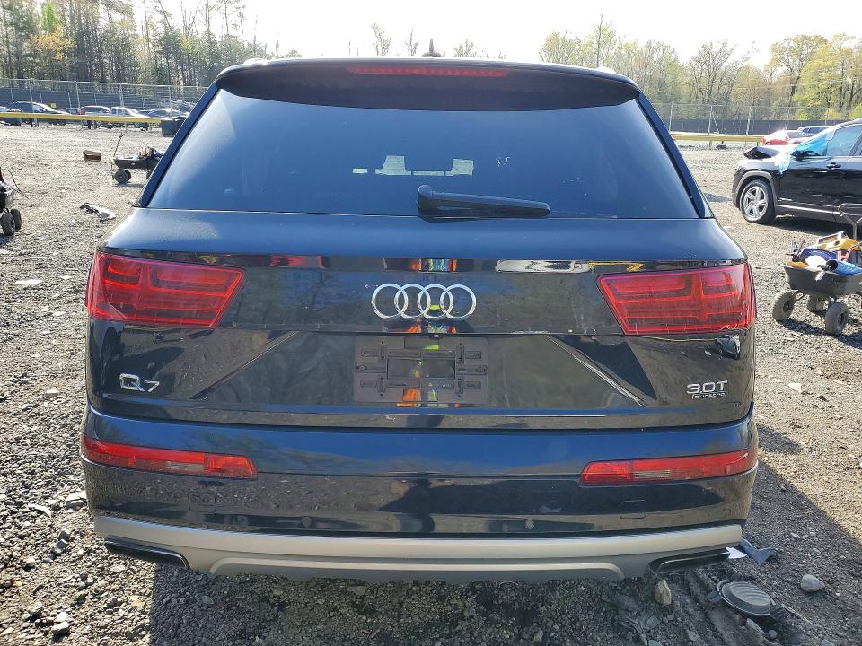 Продажа на аукционе авто 2017 Audi Q7, vin: WA1LAAF78HD024601, номер лота: 48165596