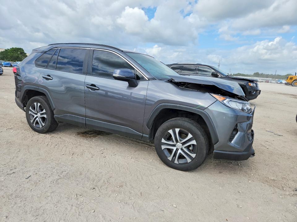 50650016 :رقم المزاد ، 2T3W1RFV6MC137767 vin ، 2021 Toyota Rav4 مزاد بيع