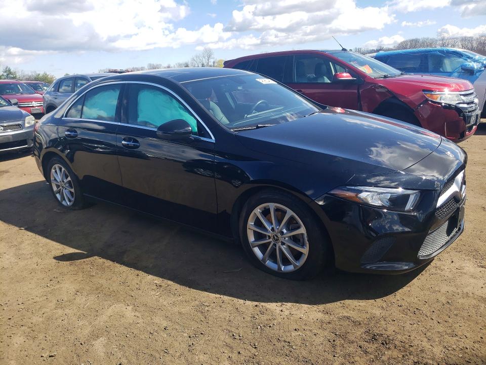 48980466 :رقم المزاد ، W1K3G4FB8MJ276392 vin ، 2021 Mercedes-benz A مزاد بيع