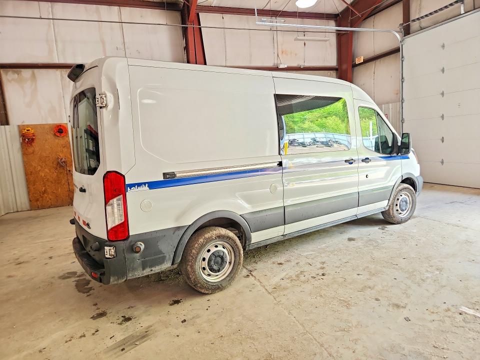 53460086 :رقم المزاد ، 1FTBW2CM2JKB30983 vin ، 2018 Ford Transit مزاد بيع