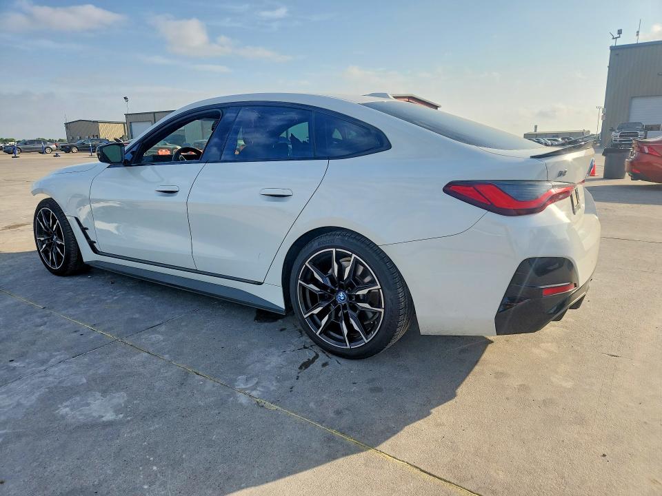49492486 :رقم المزاد ، WBY33AW00RFS20510 vin ، 2024 Bmw I4 مزاد بيع
