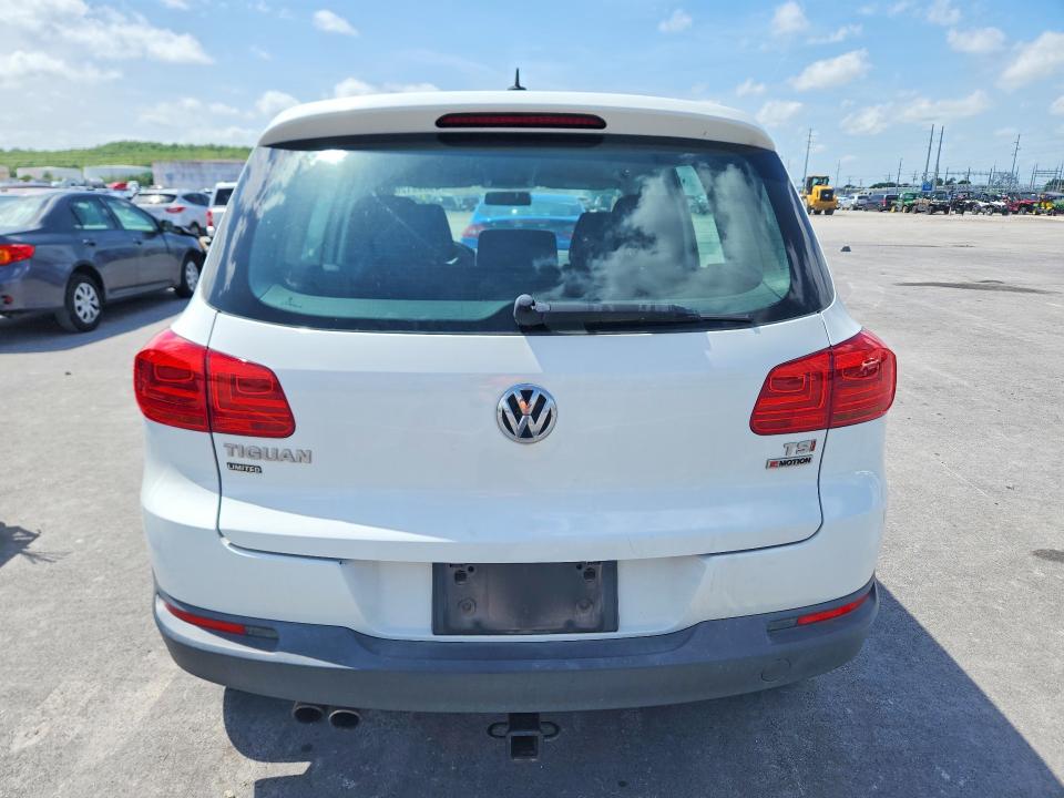49893126 :رقم المزاد ، WVGBV7AX1HK054661 vin ، 2017 Volkswagen Tiguan مزاد بيع