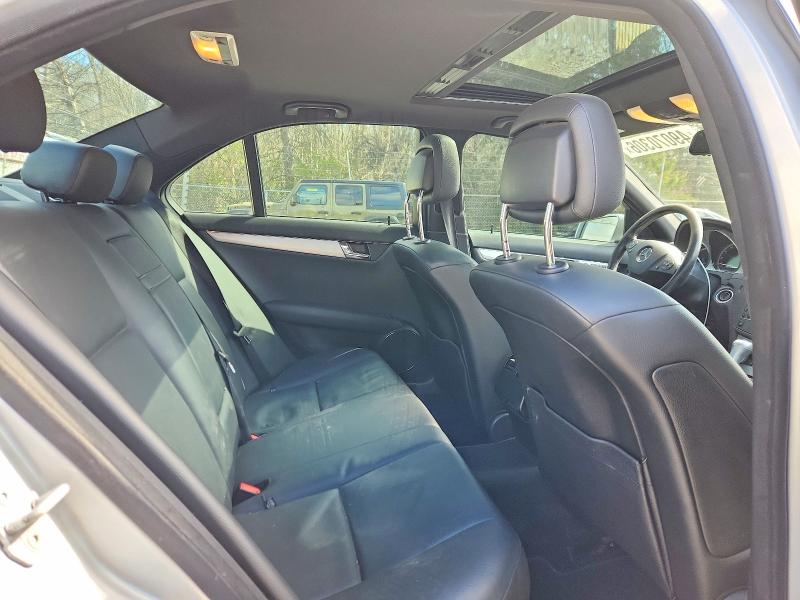 Продажа на аукционе авто 2010 Mercedes-benz C, vin: WDDGF8BB9AR086597, номер лота: 49070306