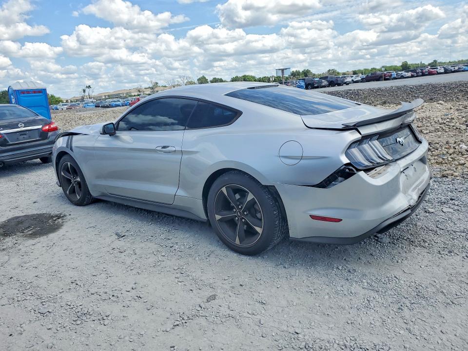 50945666 :رقم المزاد ، 1FA6P8TH5J5121610 vin ، 2018 Ford Mustang مزاد بيع