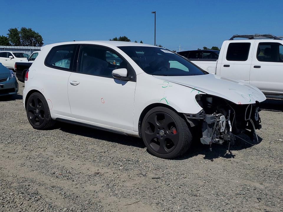 51039146 :رقم المزاد ، WVWFD7AJ9BW178780 vin ، 2011 Volkswagen Gti مزاد بيع