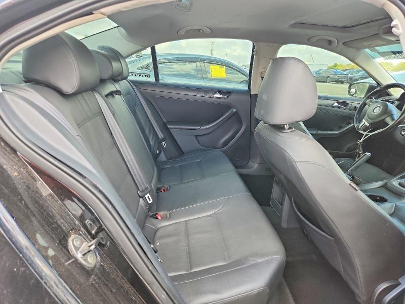 49939436 :رقم المزاد ، 3VWDX7AJ3BM307494 vin ، 2011 Volkswagen Jetta مزاد بيع
