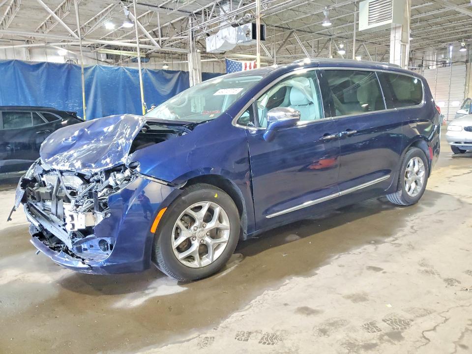 Продажа на аукционе авто 2019 Chrysler Pacifica, vin: 2C4RC1GG0KR679039, номер лота: 49013716