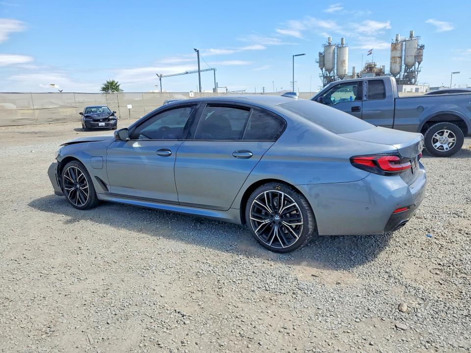 48537276 :رقم المزاد ، WBA13AG04MCF28779 vin ، 2021 Bmw 530e مزاد بيع