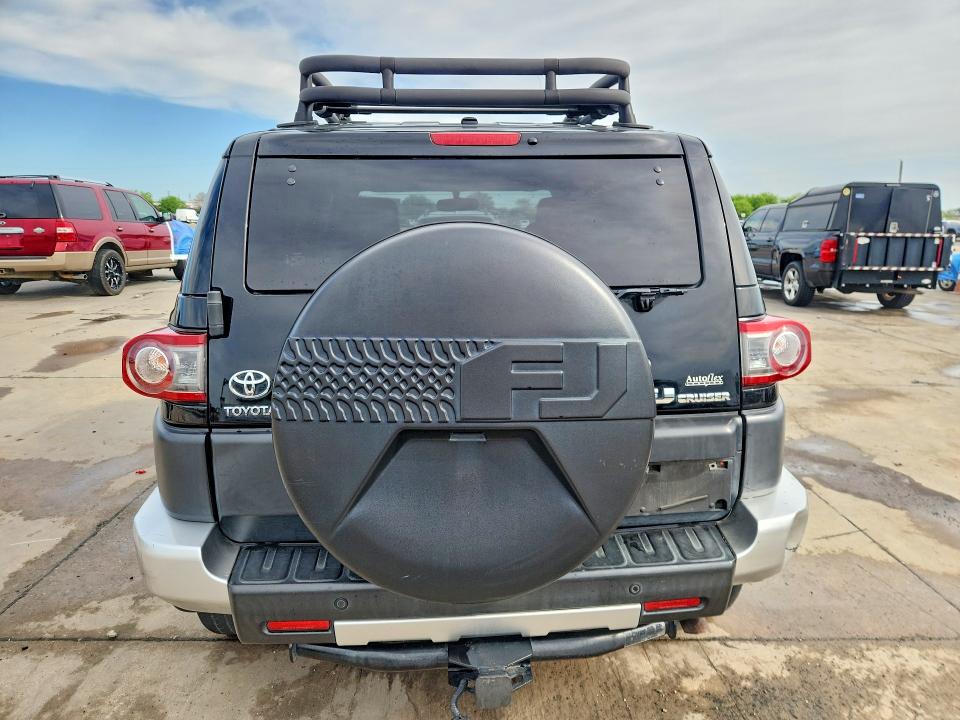 48232576 :رقم المزاد ، JTEBU4BF8EK186982 vin ، 2014 Toyota Fj Cruiser مزاد بيع