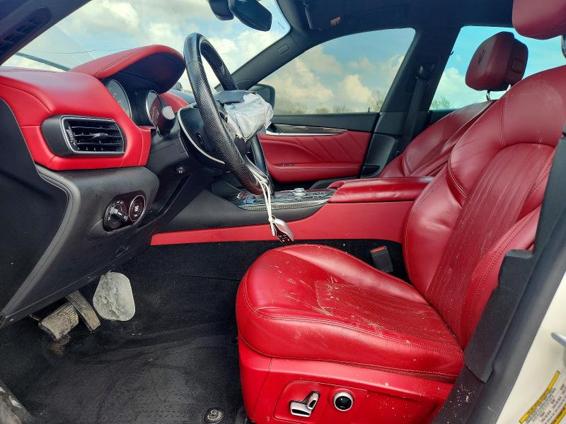 50448116 :رقم المزاد ، ZN661XUA9NX383534 vin ، 2022 Maserati Levante مزاد بيع