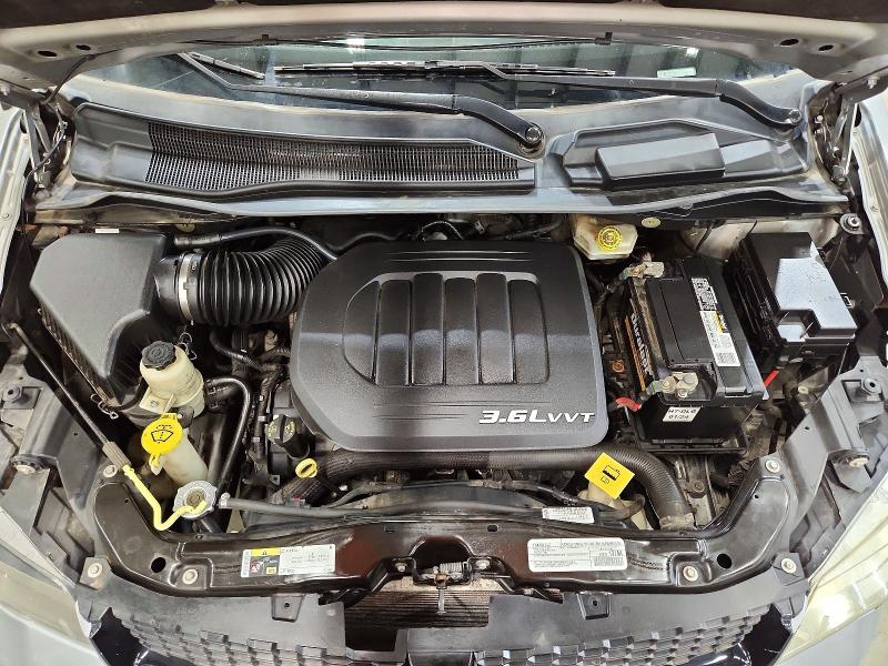 51585966 :رقم المزاد ، 2C4RDGBG5JR190934 vin ، 2018 Dodge Grand Caravan مزاد بيع