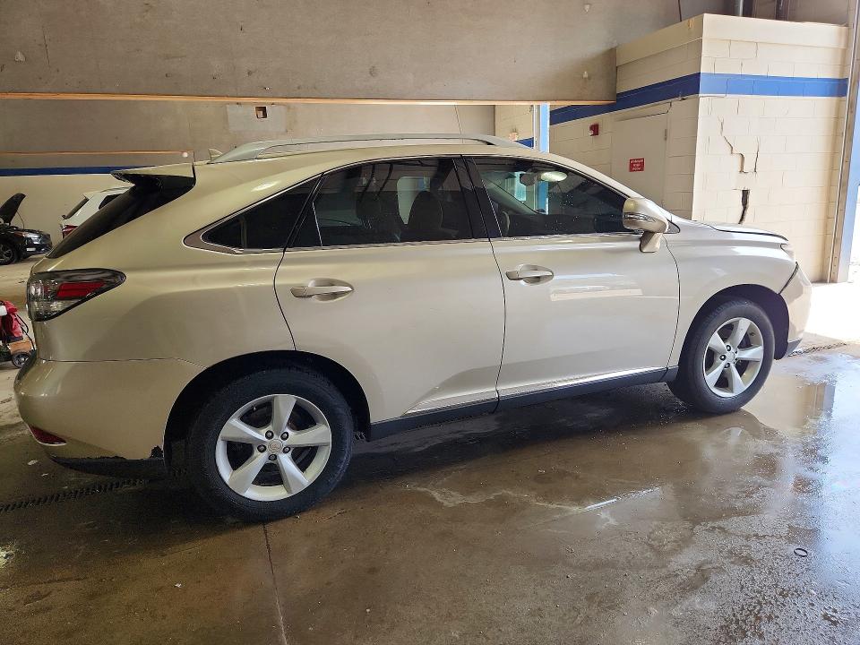 48496536 :رقم المزاد ، 2T2BK1BAXBC093421 vin ، 2011 Lexus Rx 350 مزاد بيع