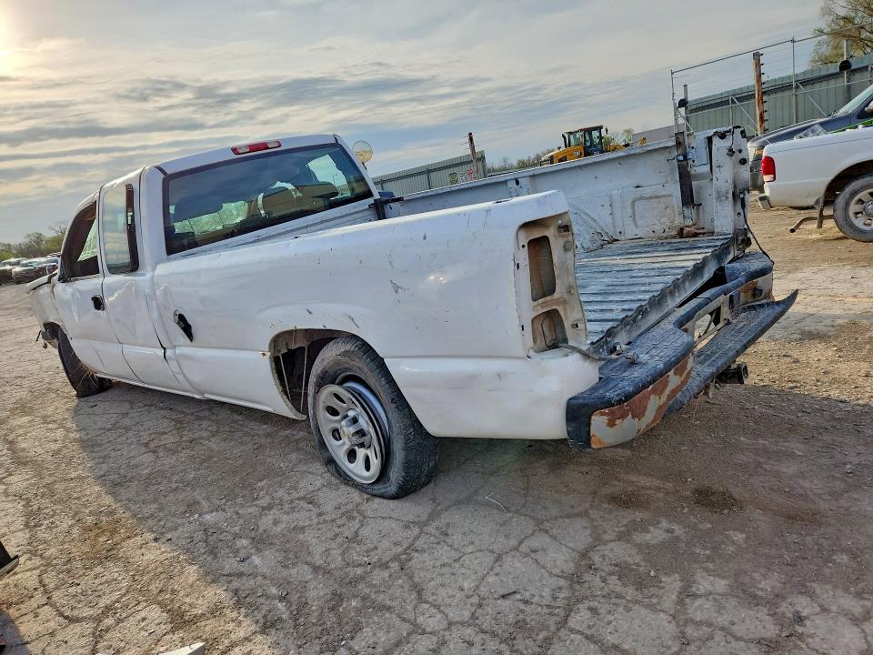 48352636 :رقم المزاد ، 1GCEC19Z36E251594 vin ، 2006 Chevrolet Silverado مزاد بيع
