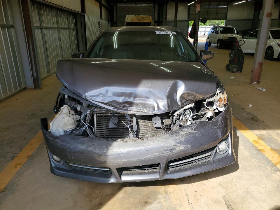 2014 Toyota Camry მანქანა იყიდება აუქციონზე, vin: 4T1BF1FK9EU417909, აუქციონის ნომერი: 51859456