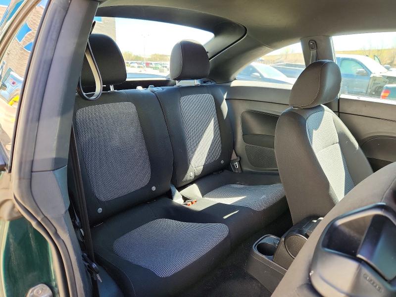 49733546 :رقم المزاد ، 3VWF17AT8HM609867 vin ، 2017 Volkswagen Beetle مزاد بيع