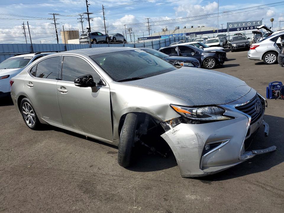 50804586 :رقم المزاد ، JTHBW1GG6G2122522 vin ، 2016 Lexus Es مزاد بيع