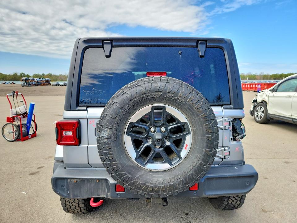 50721246 :رقم المزاد ، 1C4HJXFN0JW176931 vin ، 2018 Jeep Wrangler Unlimited مزاد بيع